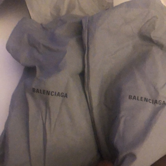 Balenciaga women’s Mallorca Sandals - Picture 6 of 6